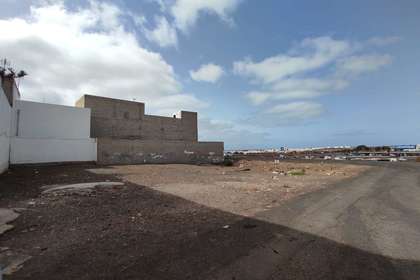 Stedelijke terreinen verkoop in Maneje, Arrecife, Lanzarote. 