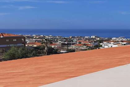 Řadový dům na prodej v El Madroñal, Adeje, Santa Cruz de Tenerife, Tenerife. 